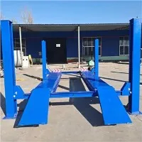 四柱式カーリフト