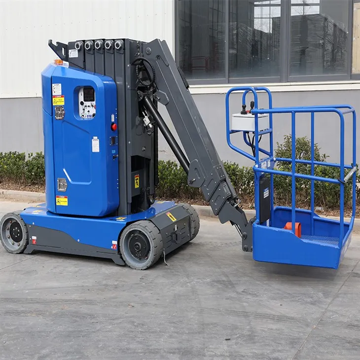 ジブ付き自走式垂直マスト リフト-