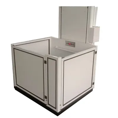 アクセシビリティ向上のための車椅子用リフト